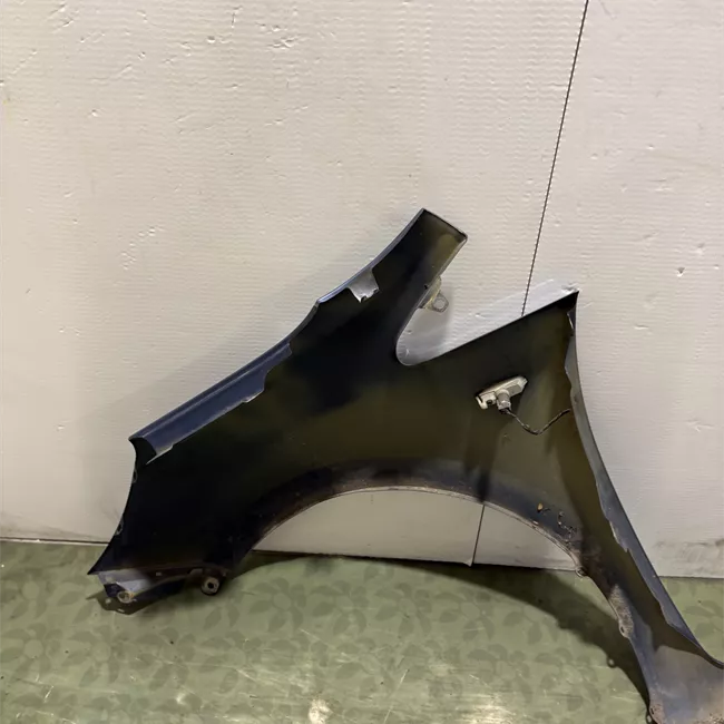 Parafango anteriore destro fanalino laterale Su parafango