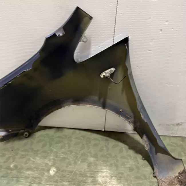 Parafango anteriore destro fanalino laterale Su parafango
