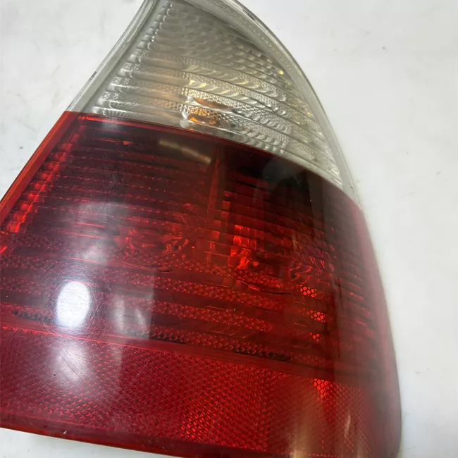 Fanale posteriore parte esterno destro Indicatori Direzione Bianchi