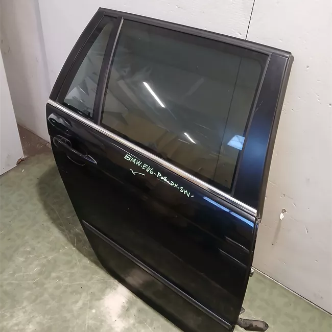 Porta posteriore destra