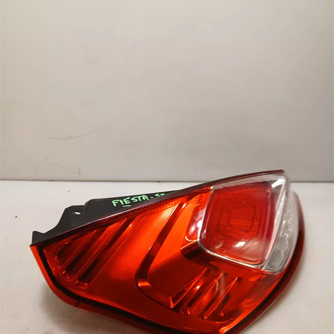 Fanale posteriore sinistro Livello 6