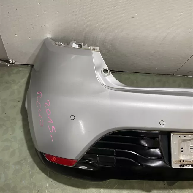 Paraurti posteriore superiore con sensori parcheggio