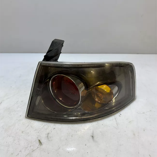 Fanale posteriore parte esterno destro