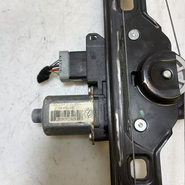 Alzacristallo elettrico porta anteriore destro