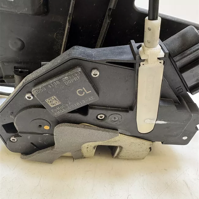 Serratura porta anteriore sinistra