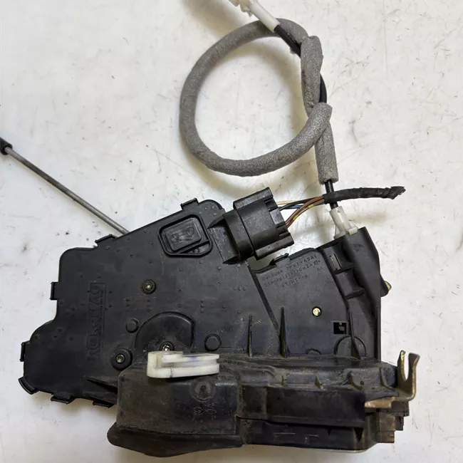 Serratura porta anteriore destra