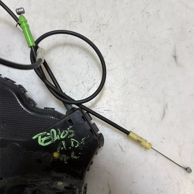 Serratura porta anteriore destra