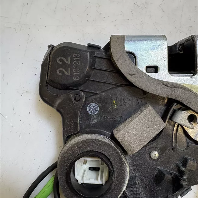 Serratura porta anteriore destra