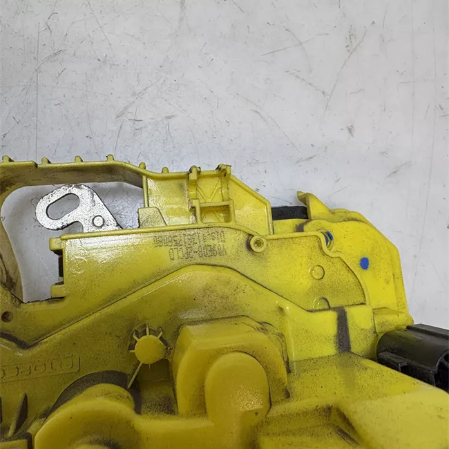 Serratura porta posteriore destra