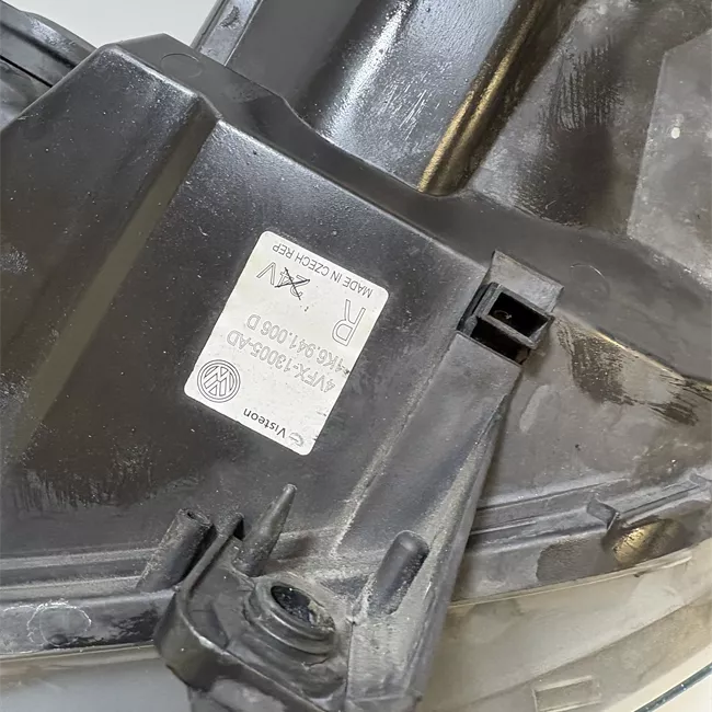 Proiettore destro nero/cromo