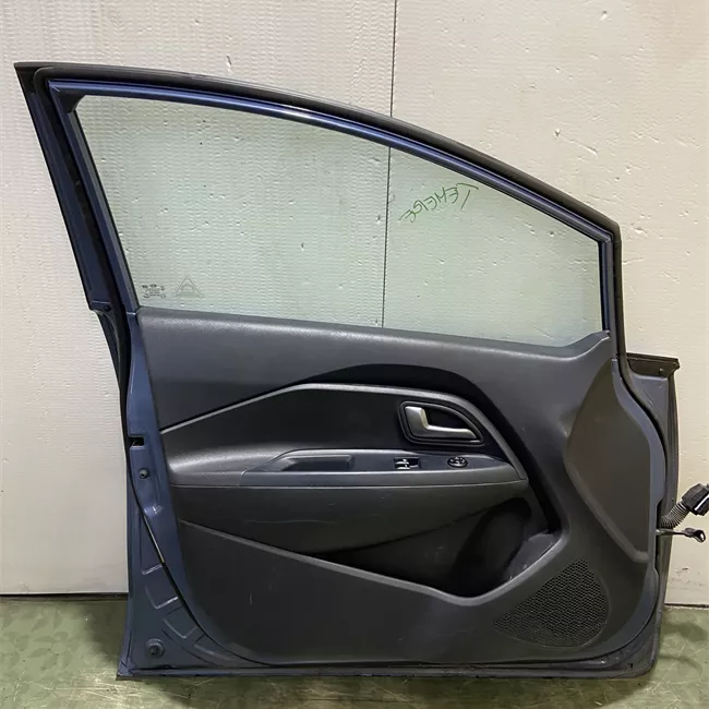 Porta anteriore sinistra