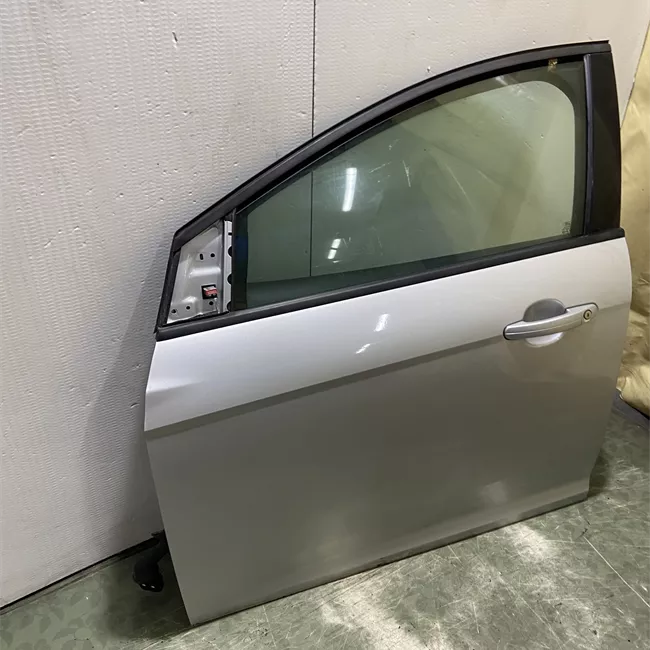 Porta anteriore sinistra