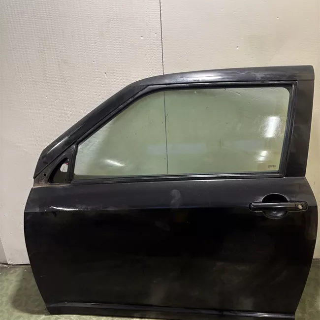 Porta anteriore sinistra