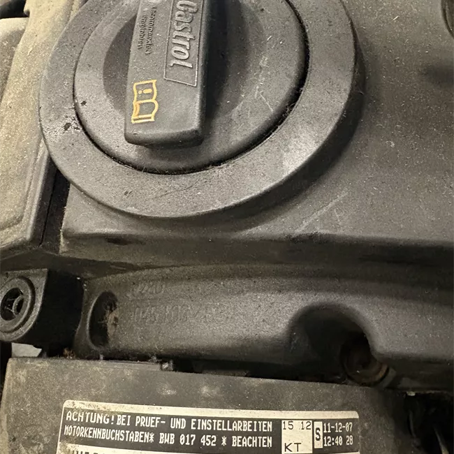 Motore semicompleto rotazionale