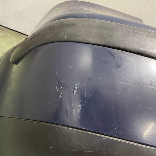 Paraurti posteriore con primer