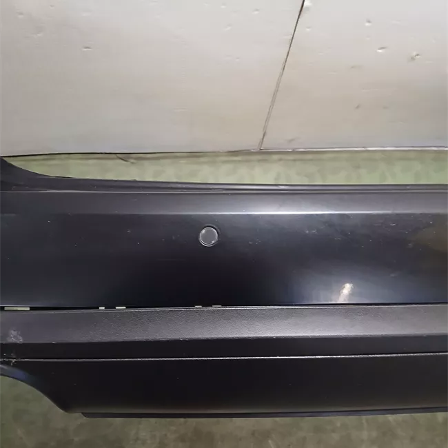 Paraurti posteriore con parktronic nero