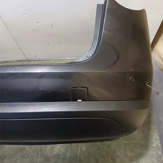 Paraurti posteriore con parktronic nero