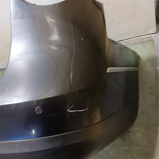 Paraurti posteriore con parktronic nero