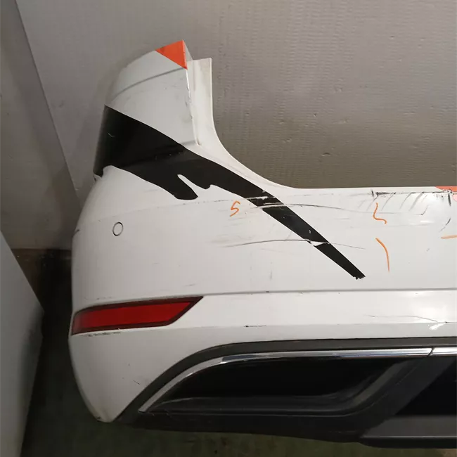 Paraurti posteriore primer