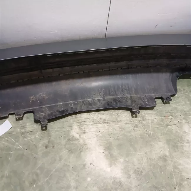 Paraurti posteriore con parktronic nero