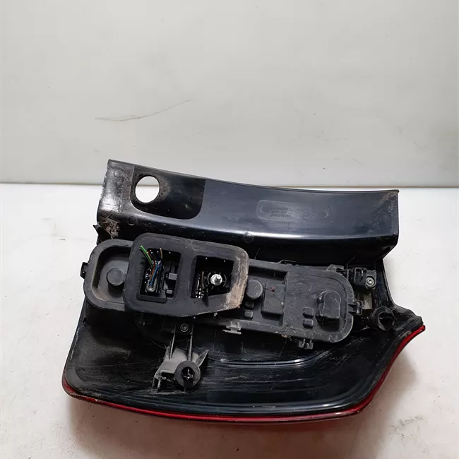 Fanale posteriore sinistro