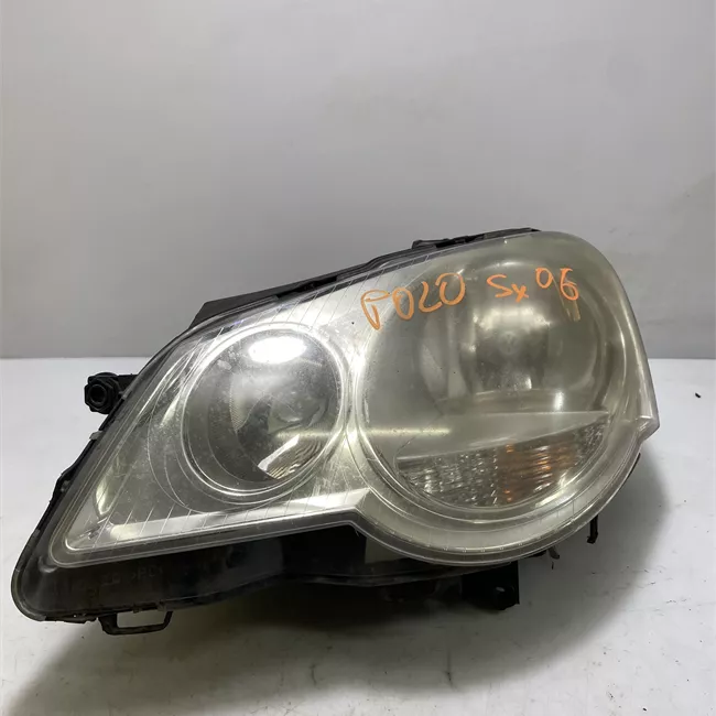 Proiettore sinistro Valeo