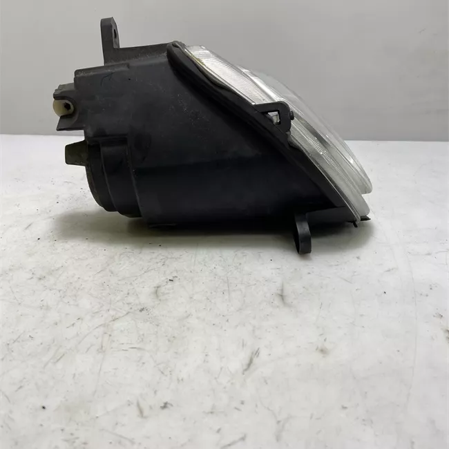 Fanalino anteriore sinistro