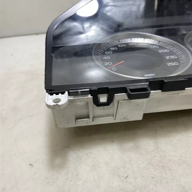 Quadro strumenti completo con quadranti in metallo/rotazionale