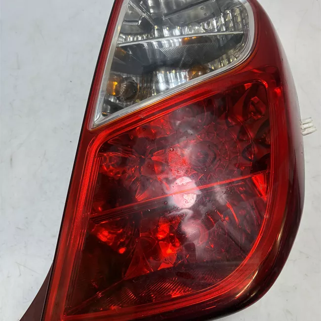 Fanale posteriore destro