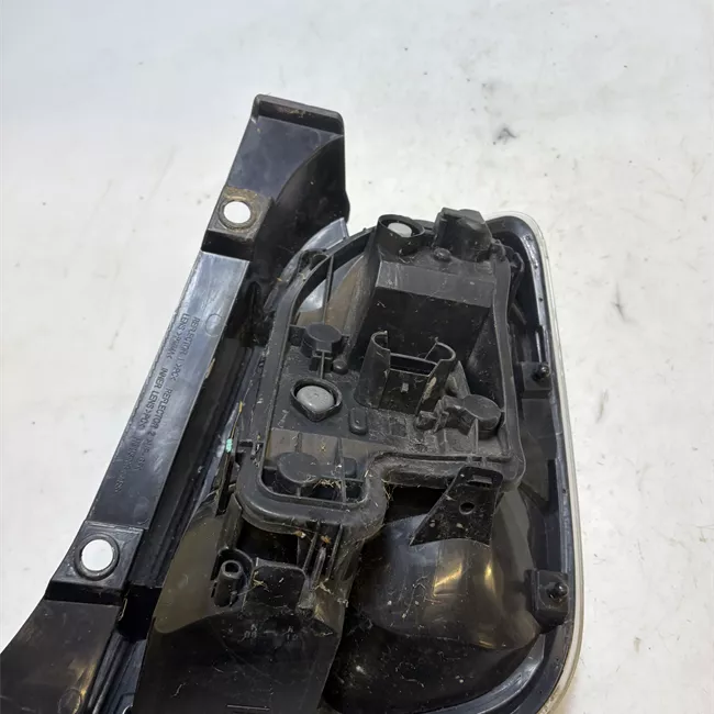 Fanale posteriore sinistro