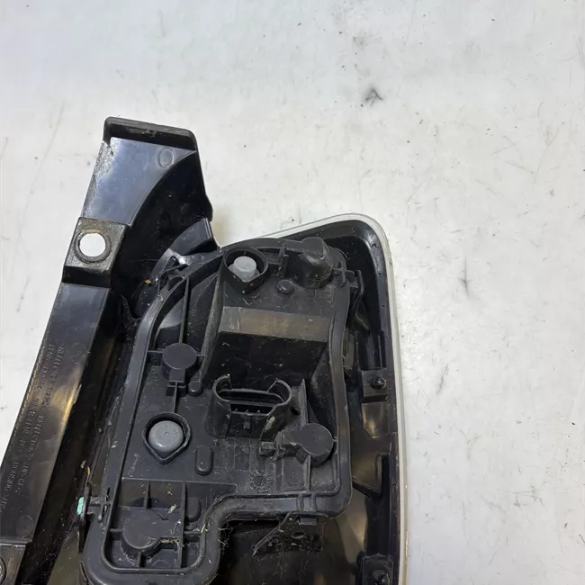 Fanale posteriore sinistro