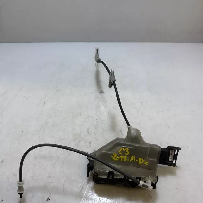 Serratura porta anteriore destra