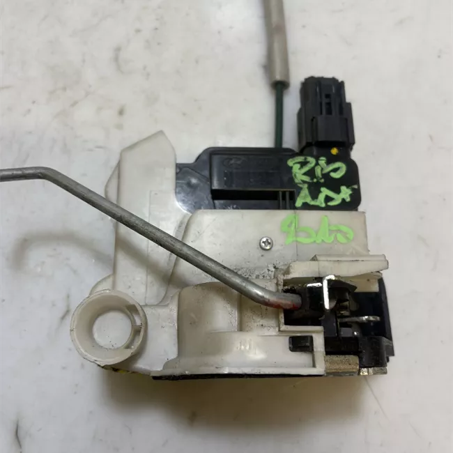 Serratura porta anteriore destra