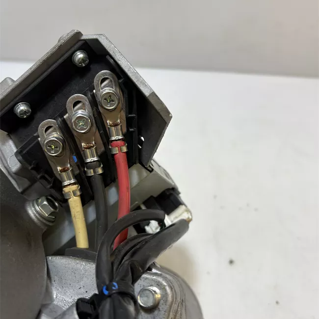 Servosterzo elettronico