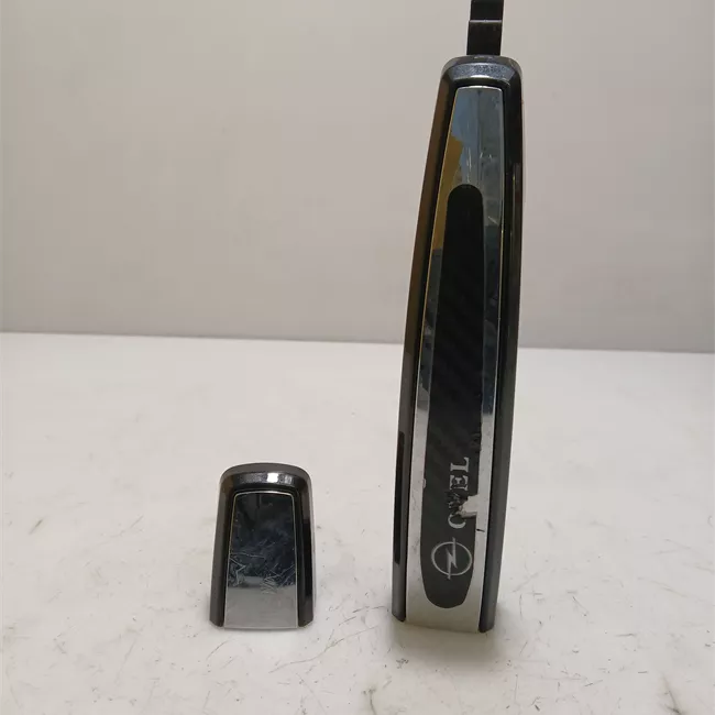 Maniglia porta posteriore destra con striscia cromata primer