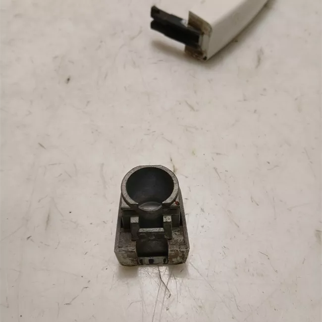 Maniglia porta posteriore destra primer