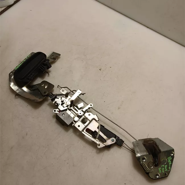 Serratura porta posteriore destra con chiusura centralizzata o semplice