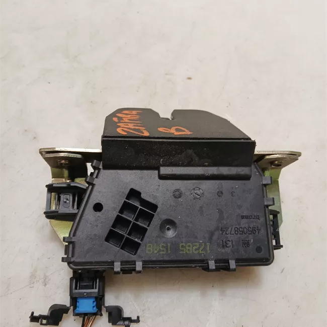 Serratura portello posteriore