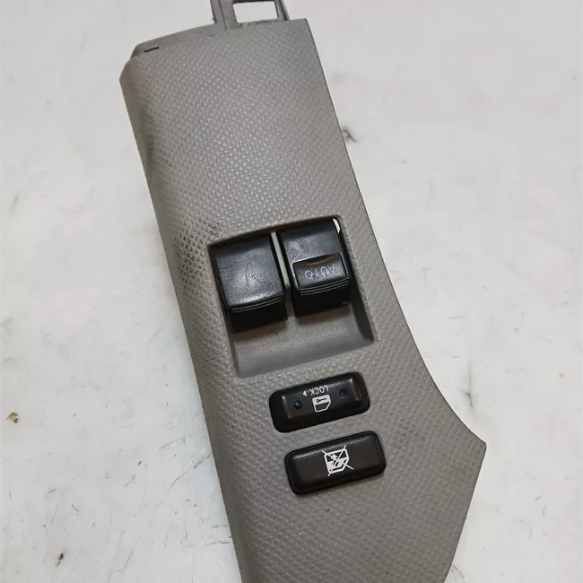 Interruttore alzacristalli porta anteriore