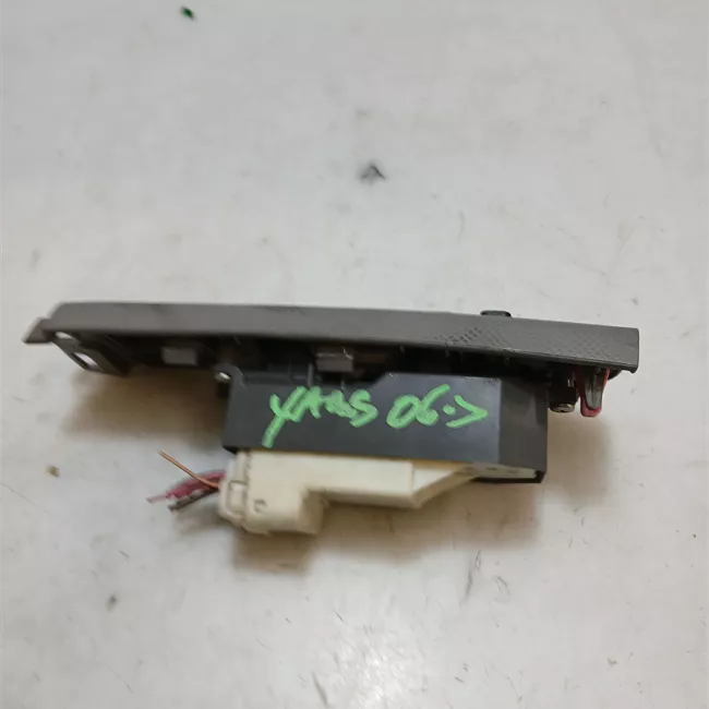 Interruttore alzacristalli porta anteriore