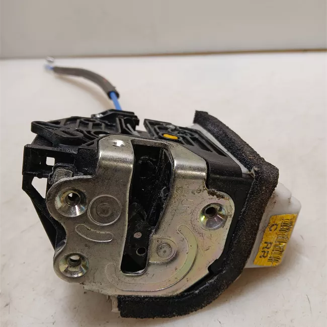 Serratura porta posteriore destra dead lock