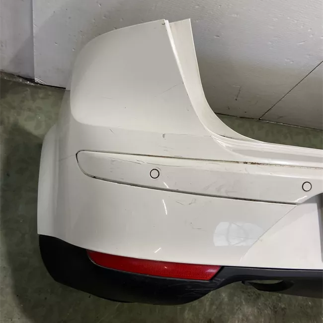 Paraurti posteriore con sensore parcheggio