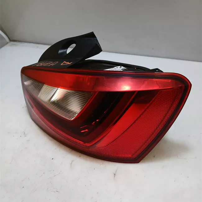 Fanale posteriore destro Led