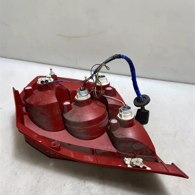 Fanale posteriore sinistro