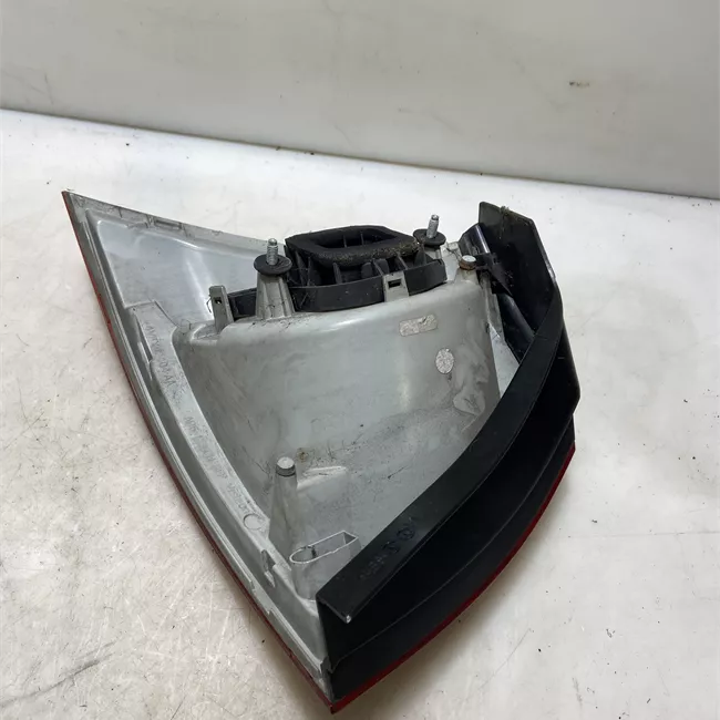 Fanale posteriore parte esterno destro