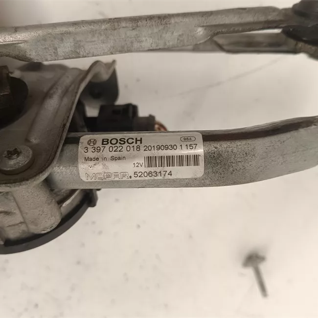 Meccanismo tergiparabrezza con motorino