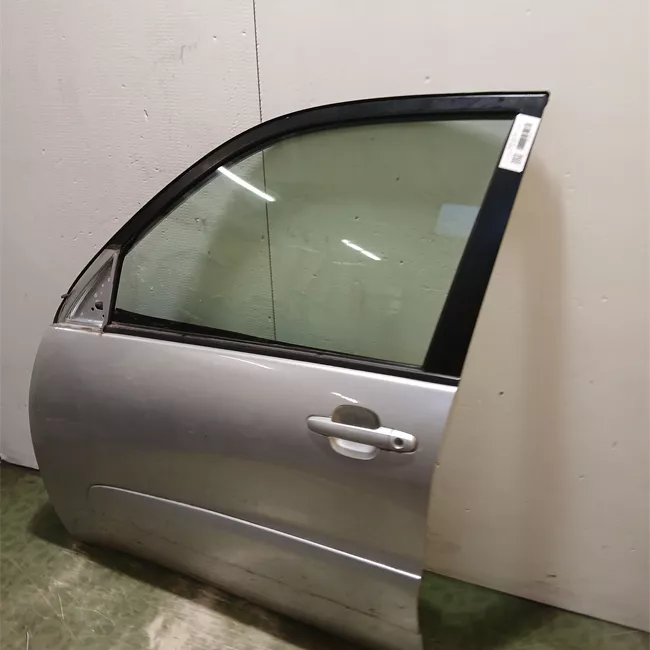 Porta anteriore sinistra