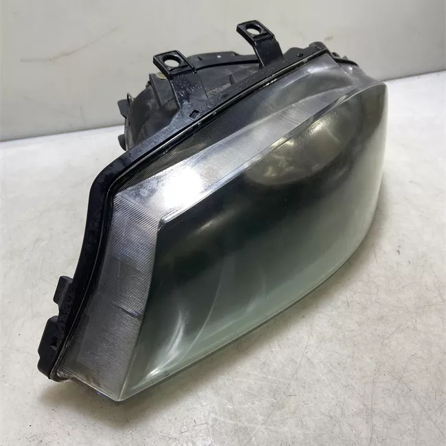 Proiettore sinistro Doppio alogeno