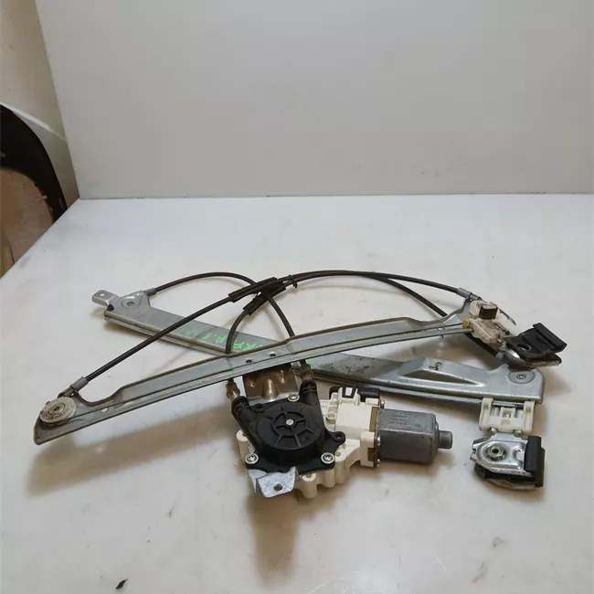 Alzacristallo elettrico porta anteriore destro senza motore