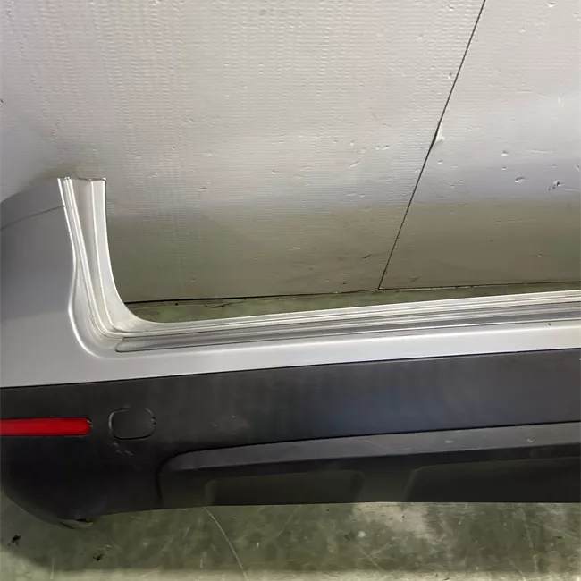 Paraurti posteriore con primer